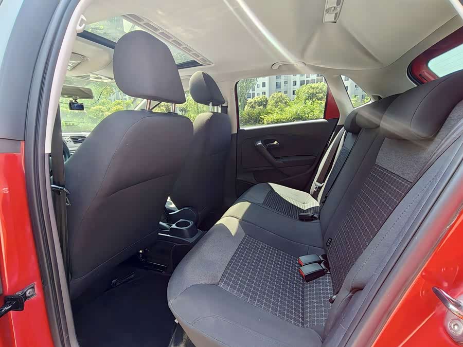 Volkswagen Polo 2016, фото 8