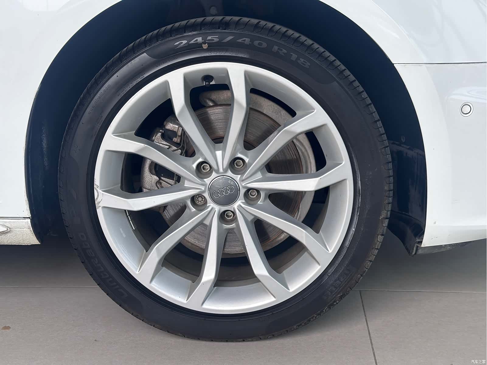 Audi A4L, 2019 16