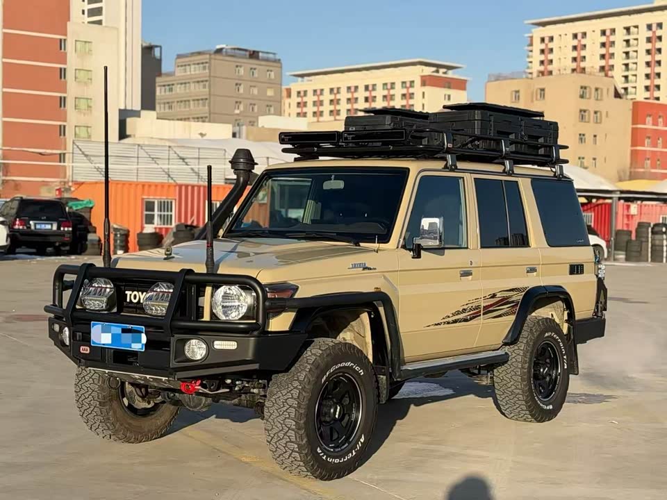 Toyota Land Cruiser