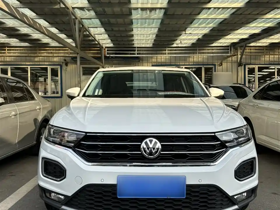 Volkswagen T-ROC exploring Songs