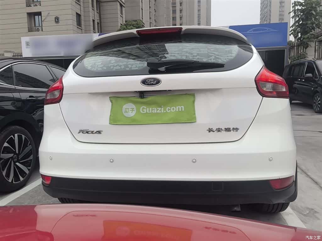 Ford Focus, 2015 6