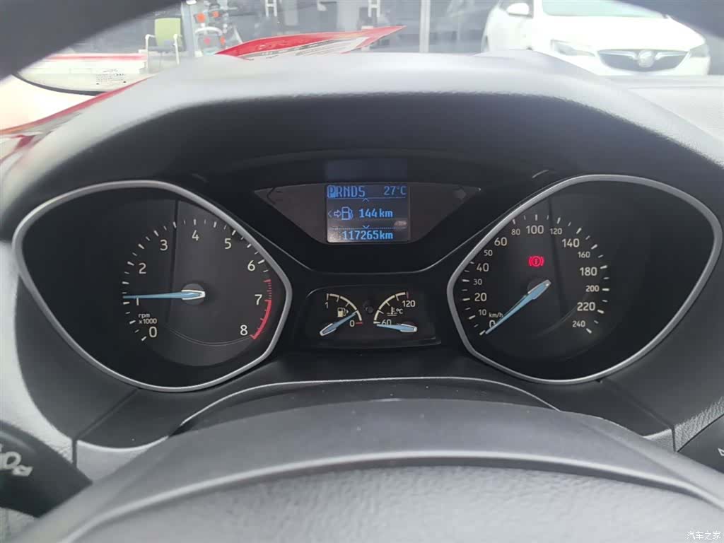 Ford Focus, 2015 12