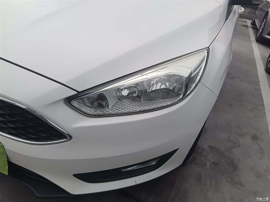 Ford Focus, 2015 24