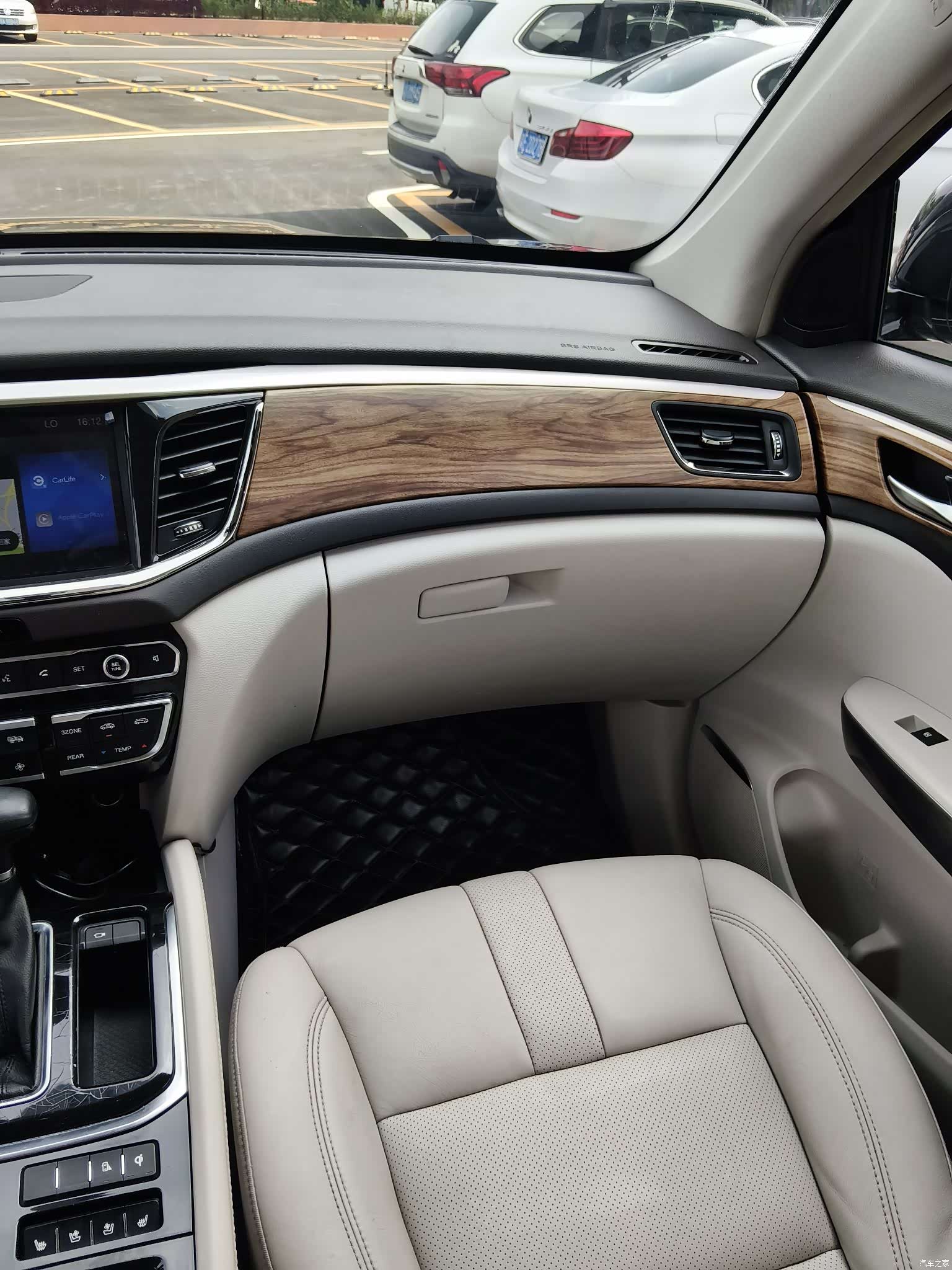 Trumpchi GS8, 2017 10