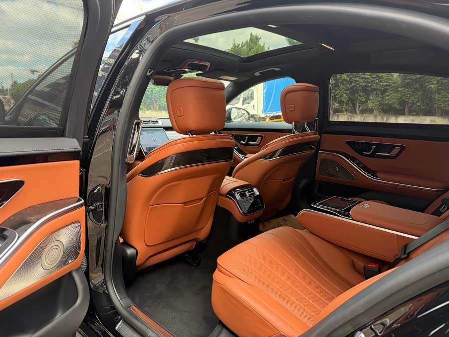 Mercedes-Benz S-Class 2023, фото 7