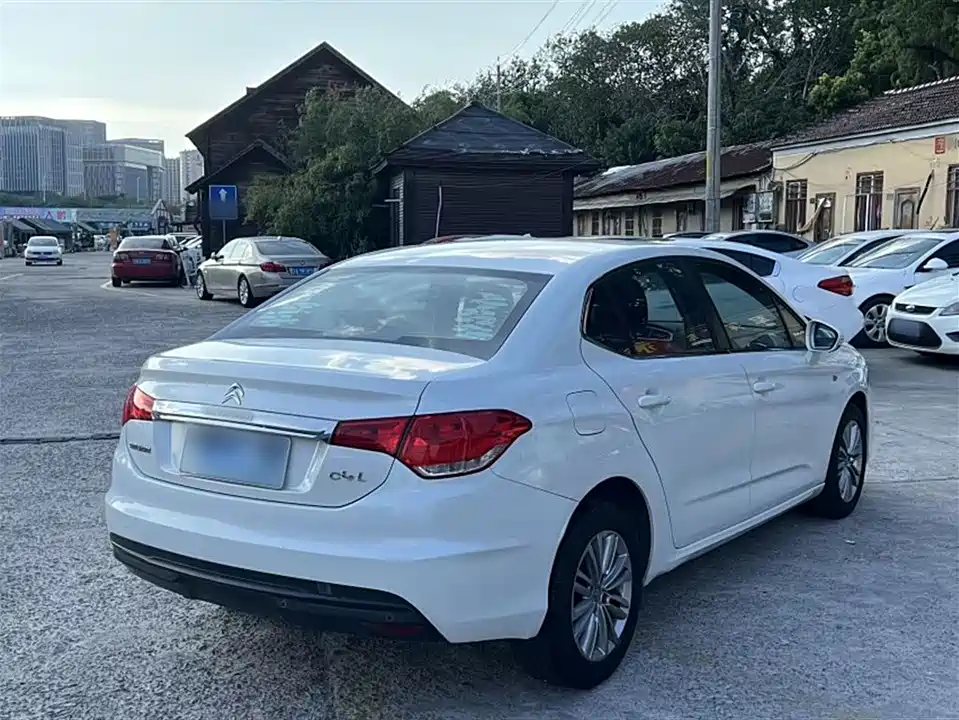 Citroen C4L