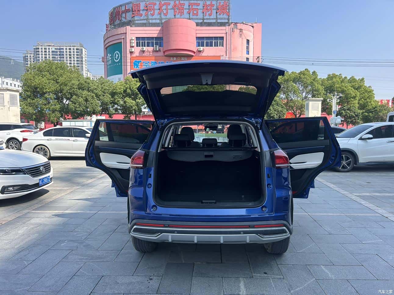 Geely Boyue, 2022 10