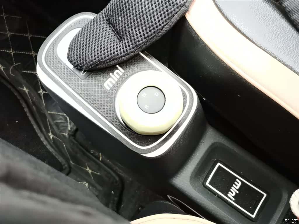 Geely Panda, 2025 14