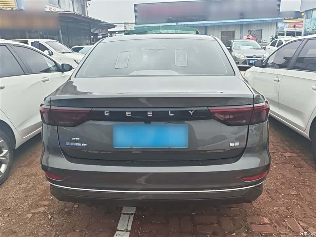 Geely Emgrand, 2023 6