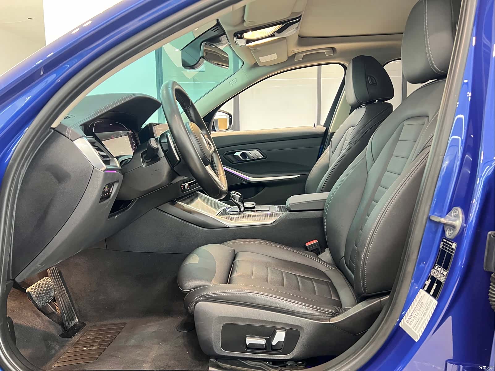 BMW 3 Series, 2019 все фото