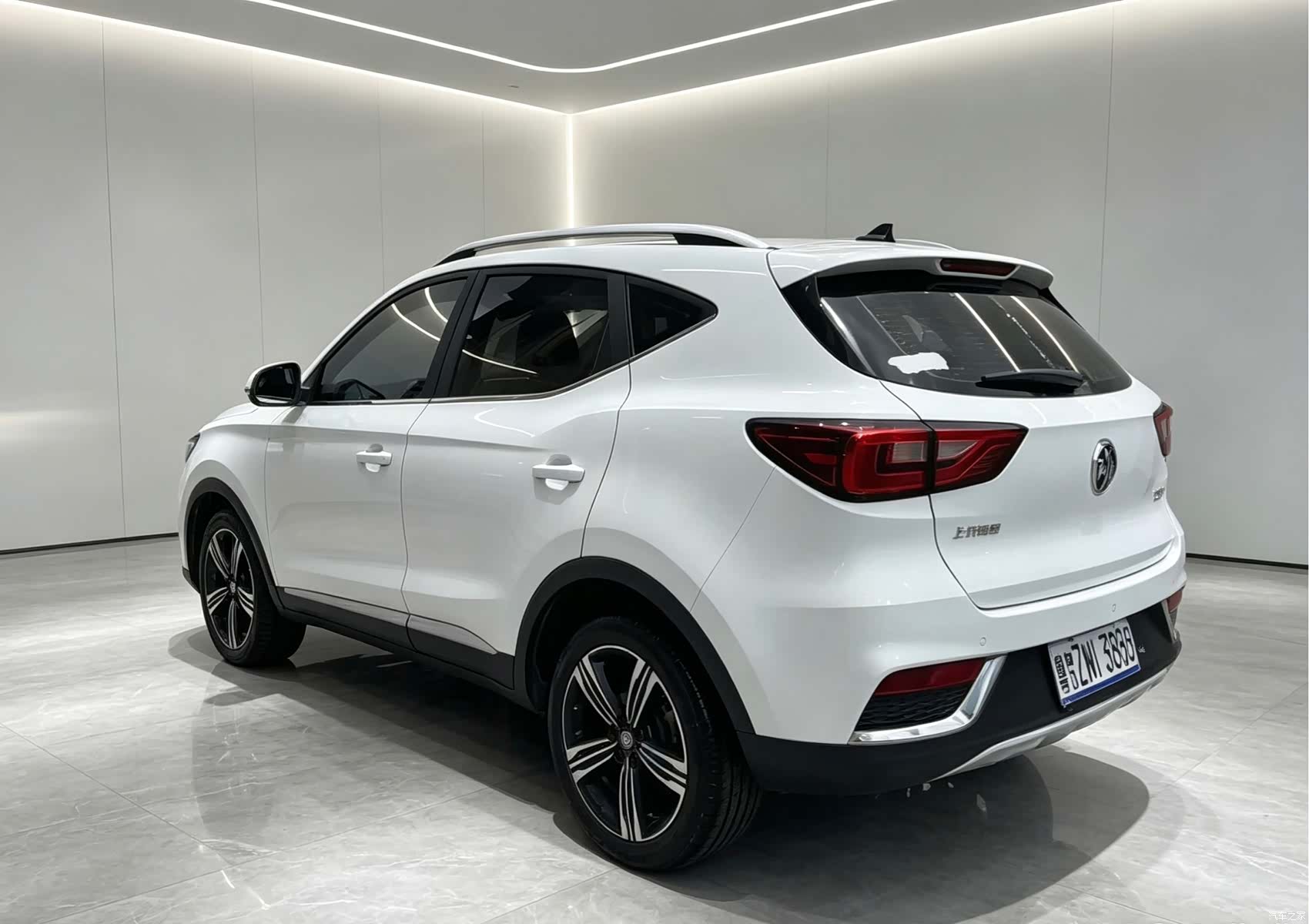 MG ZS, 2017 7