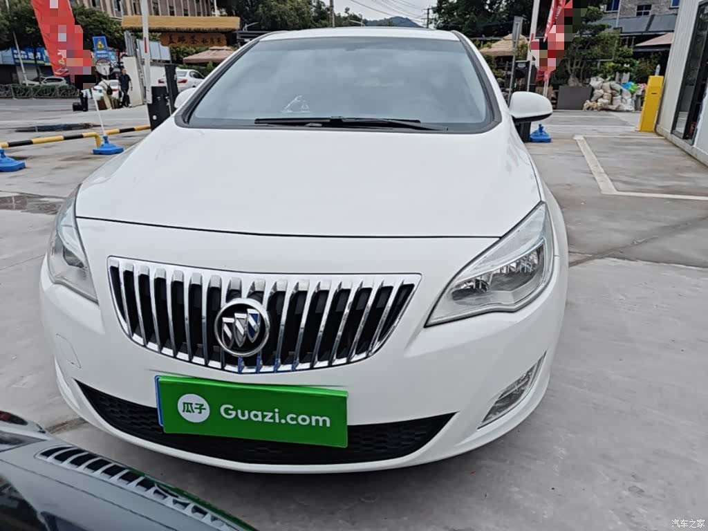 Buick XT, 2015 3