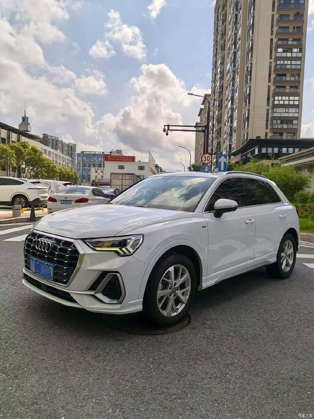 Audi Q3, 2020 1