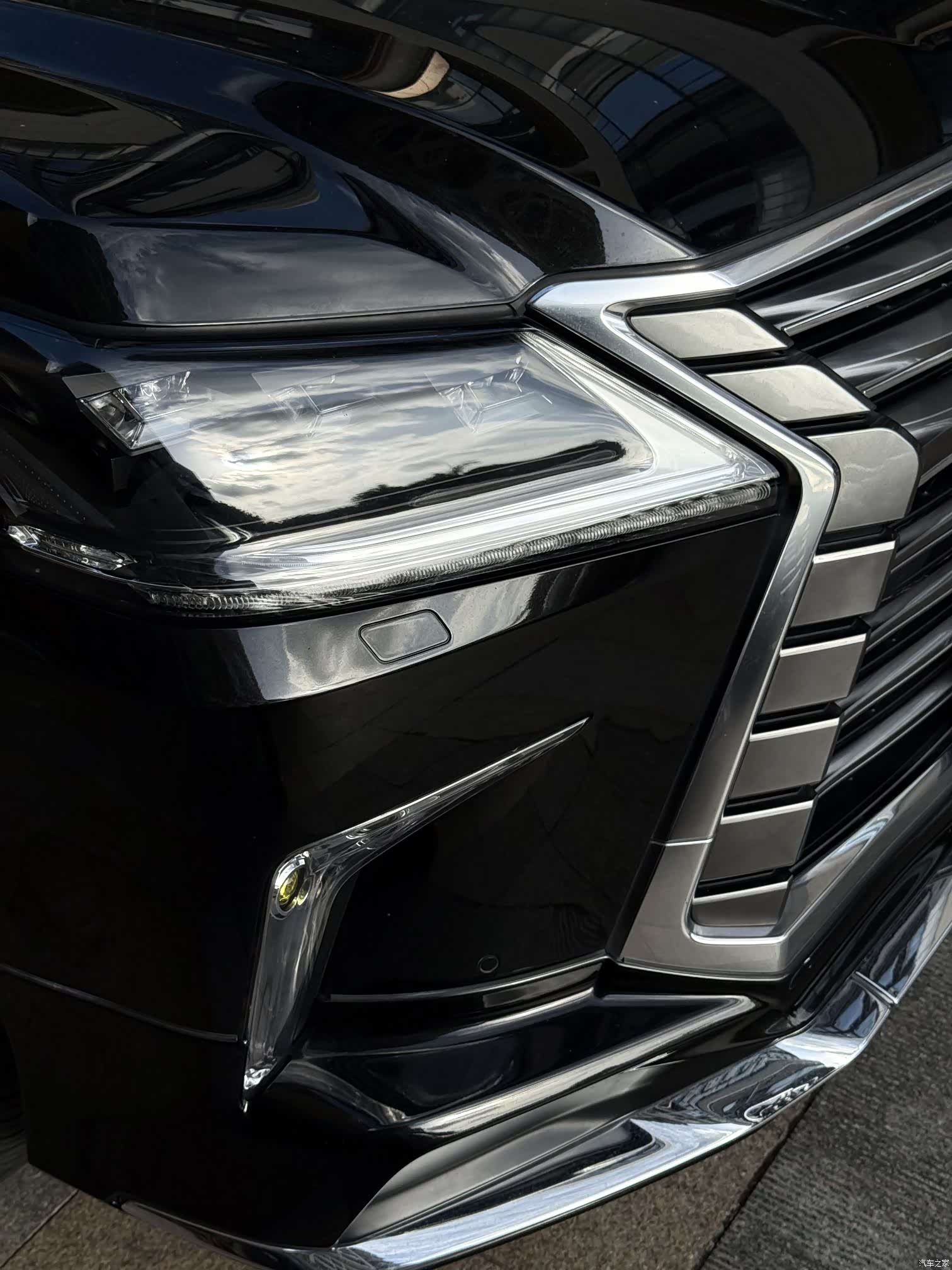 Lexus LX, 2022 6