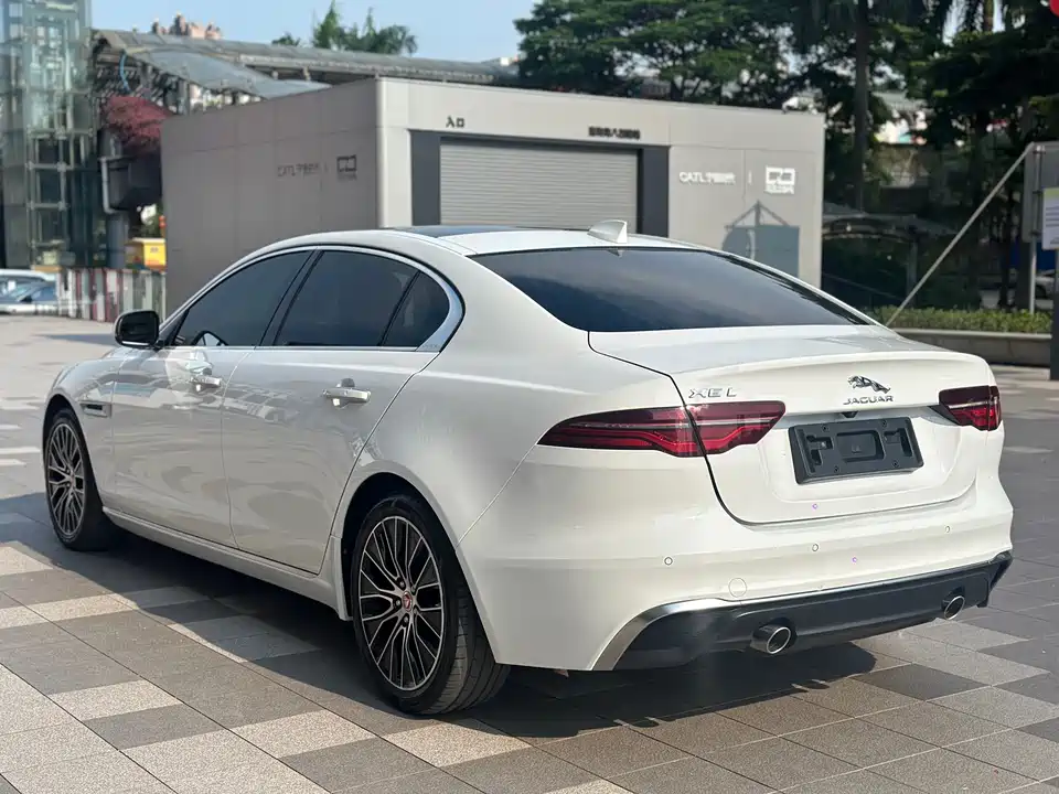 Jaguar XEL