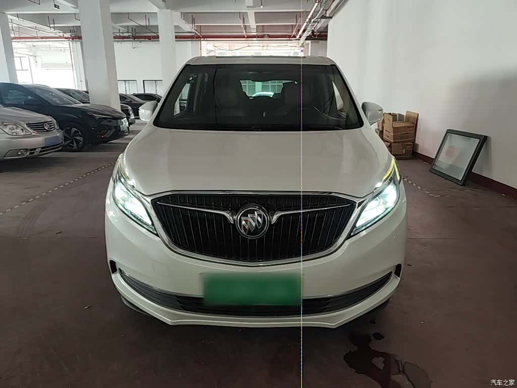 Buick GL8, 2017 3