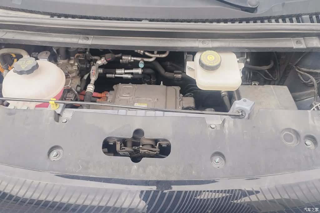BYD Dolphin, 2024 10