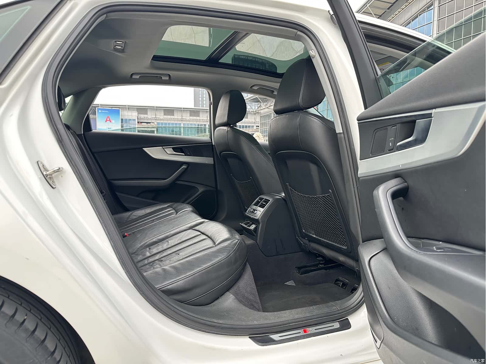 Audi A4L, 2018 22