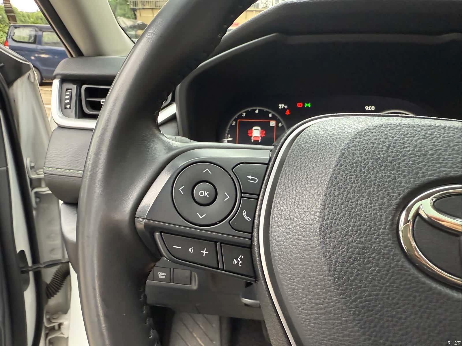 Toyota RAV4, 2024 23