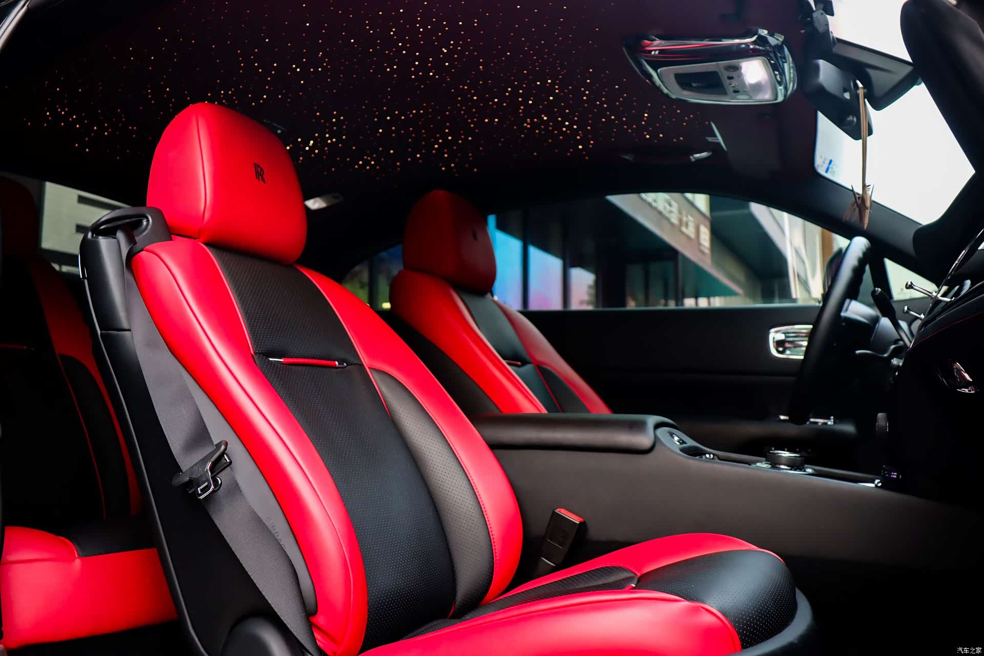 Rolls-Royce Wraith, 2014 12