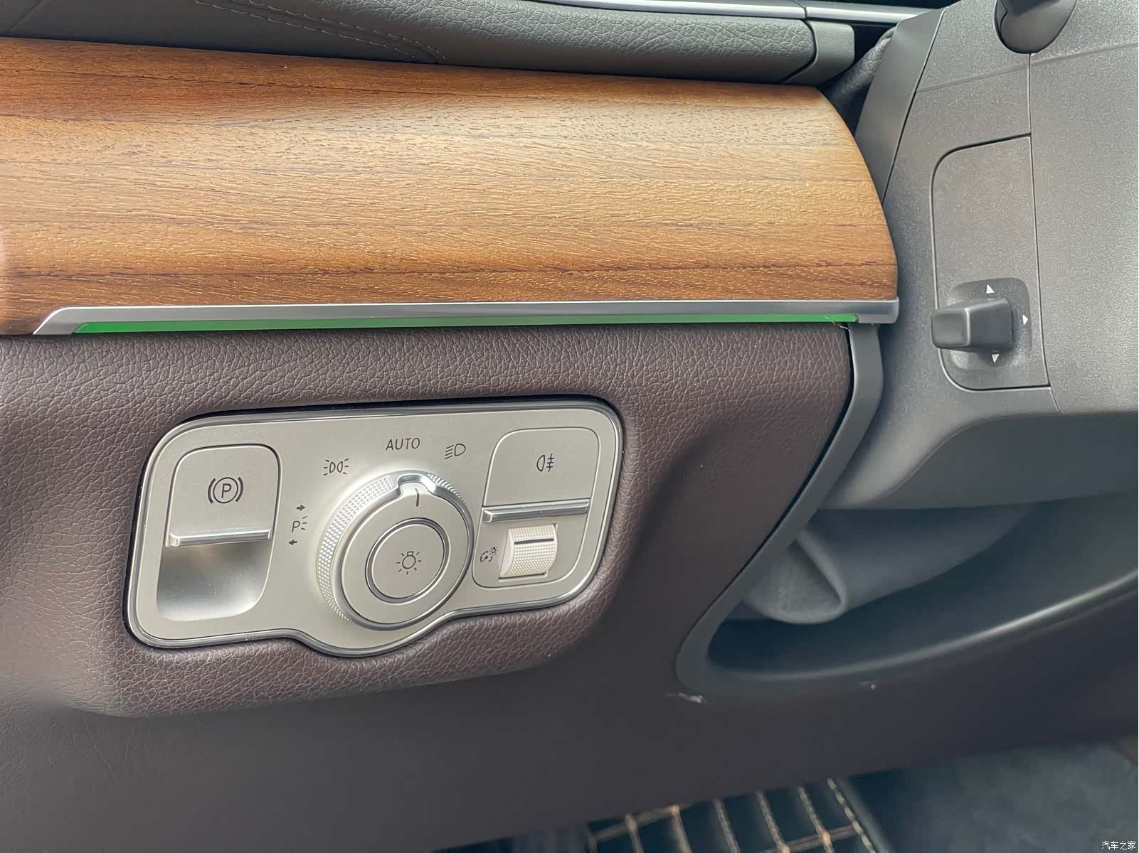 Mercedes-Benz GLE, 2019 13