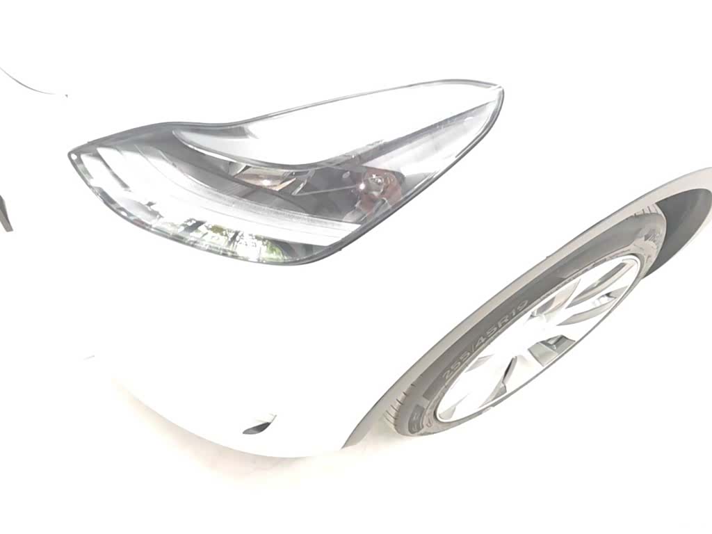 Tesla Model Y, 2021 24