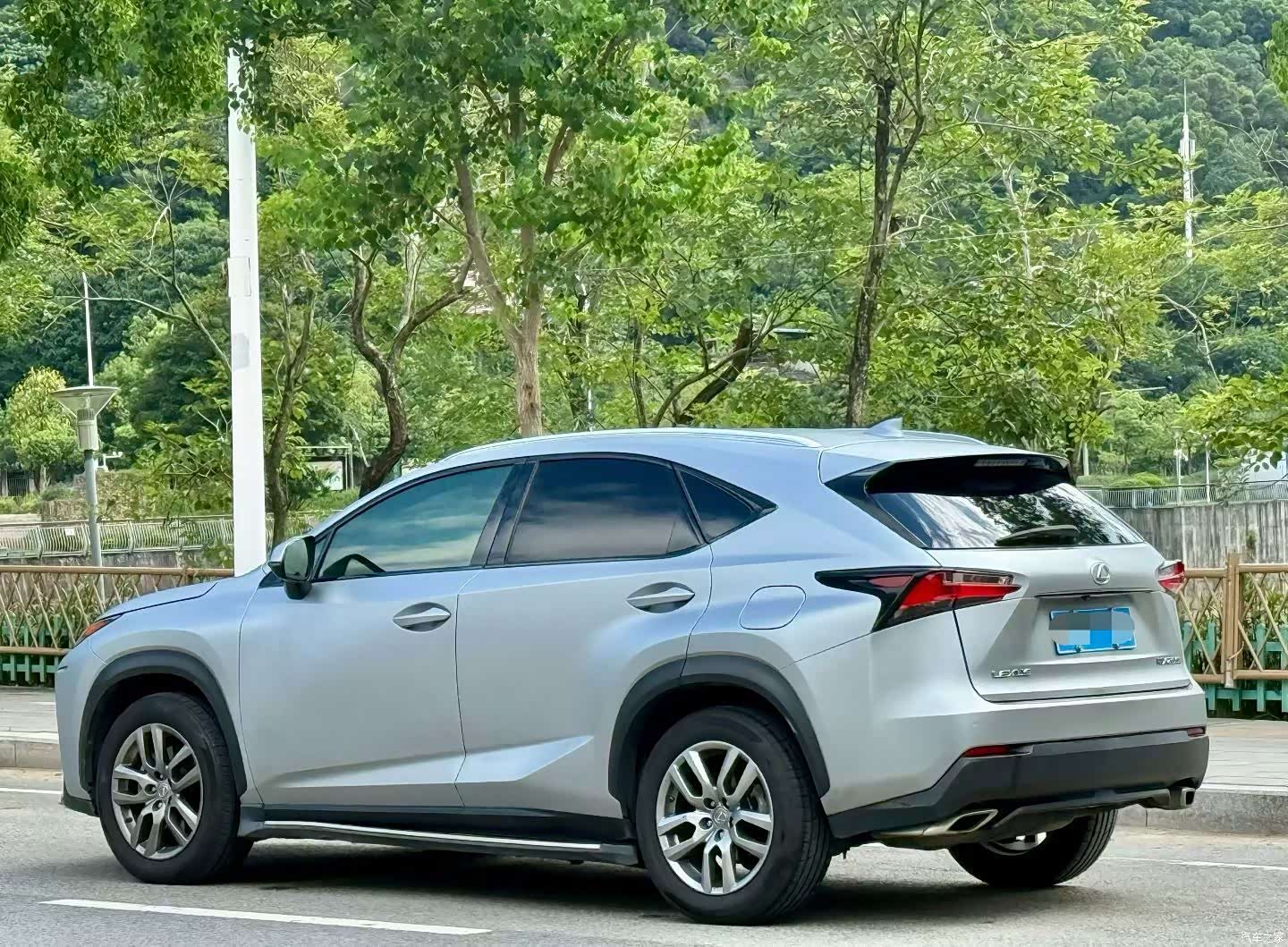 Lexus NX, 2016 3
