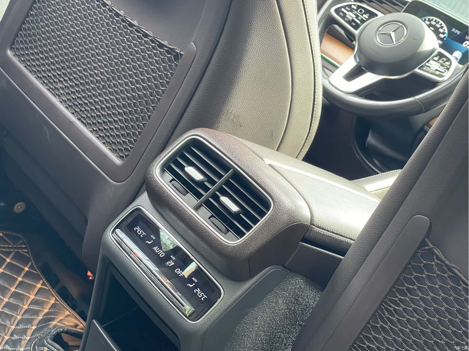 Mercedes-Benz GLE, 2019 26