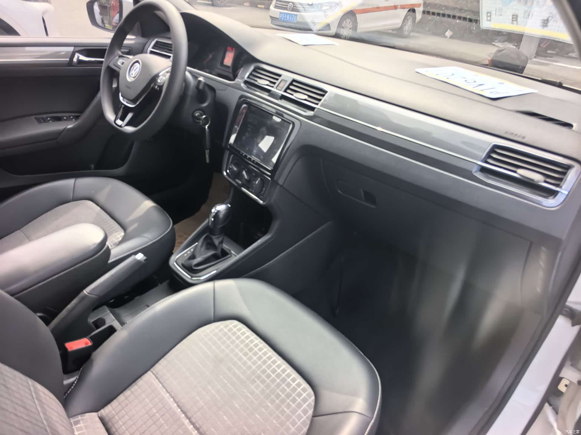 Volkswagen Santana, 2018 16