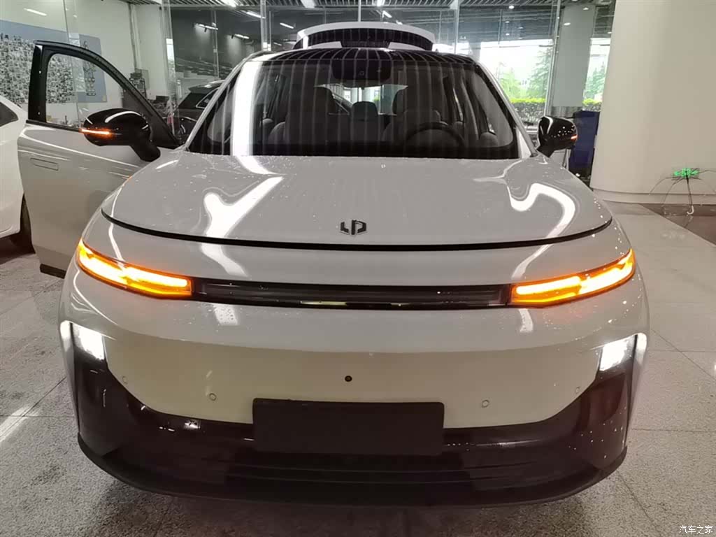 Leapmotor B10, 2025 3