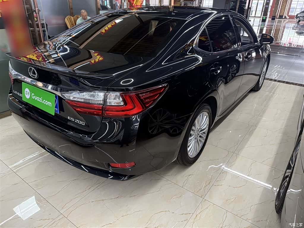 Lexus ES, 2018 7