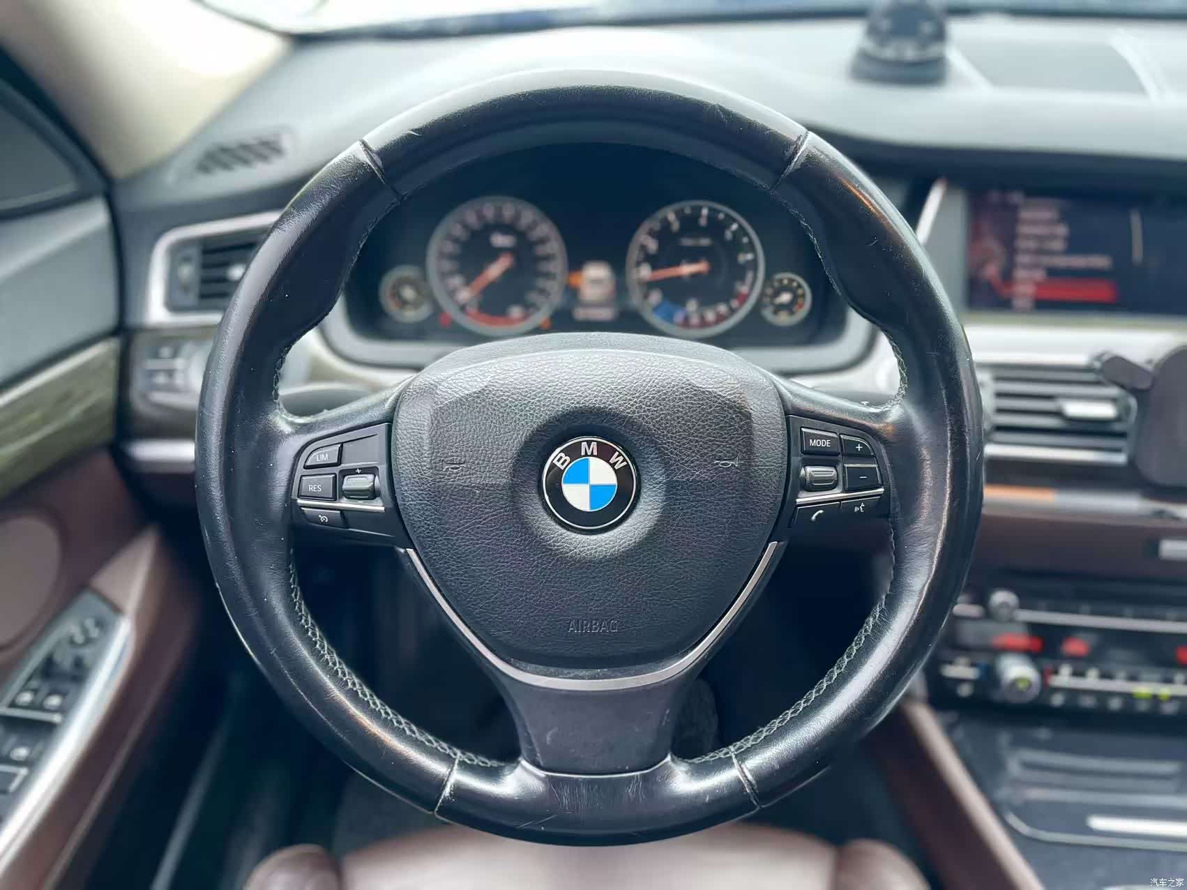 BMW 5 Series, 2015 12