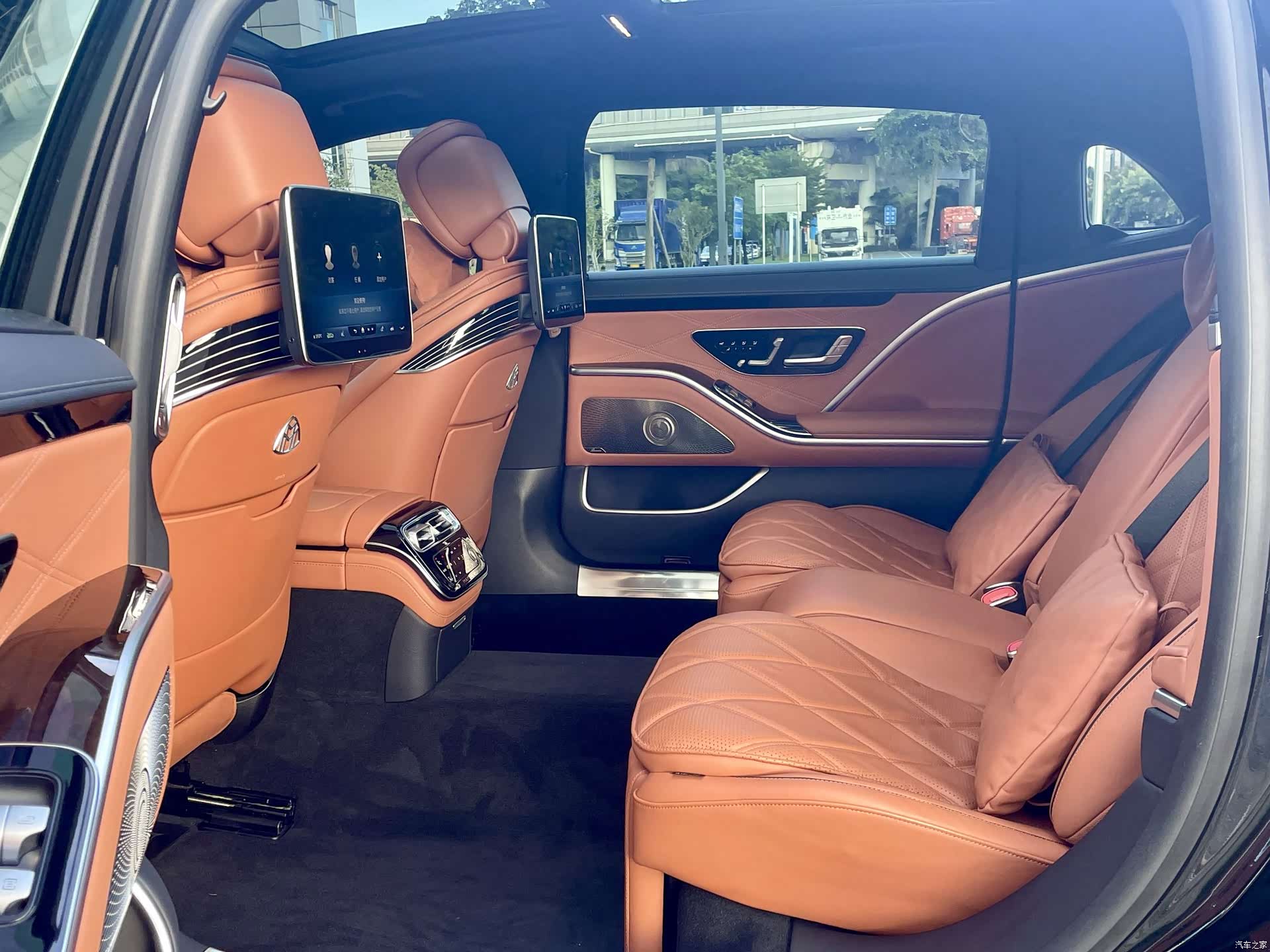 Maybach S-Class, 2021 13