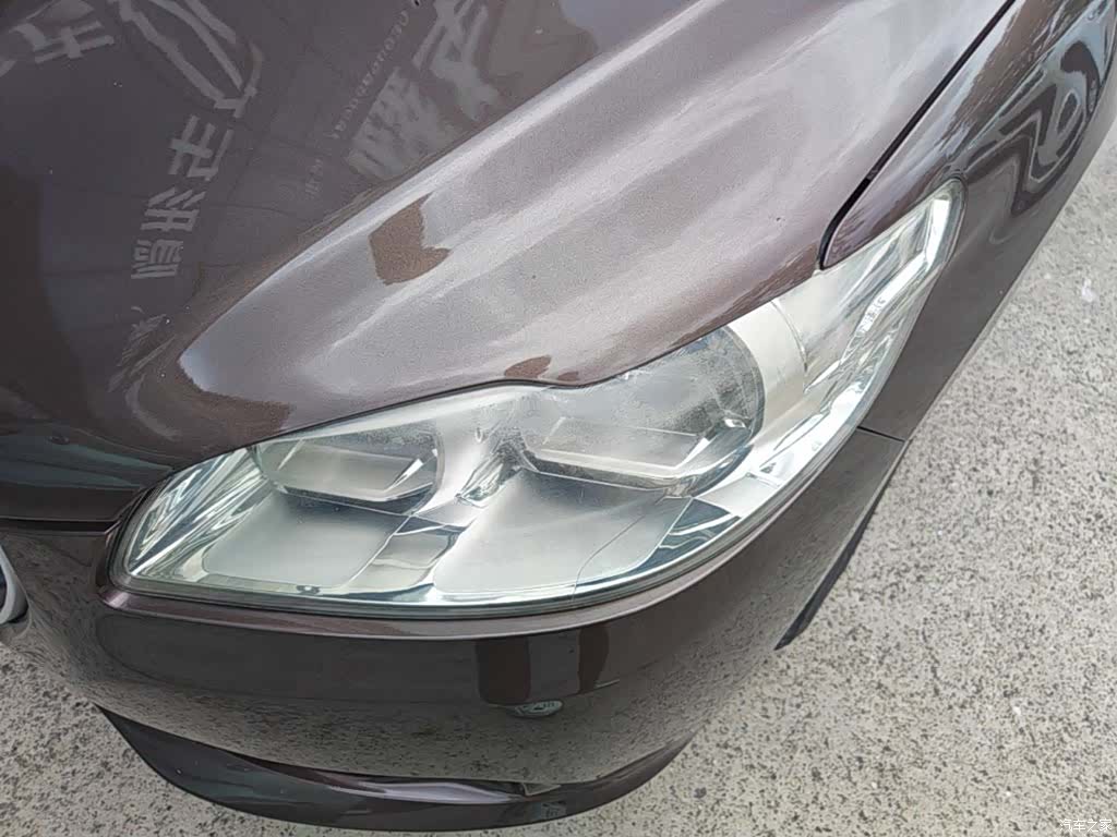 Peugeot 301, 2015 24