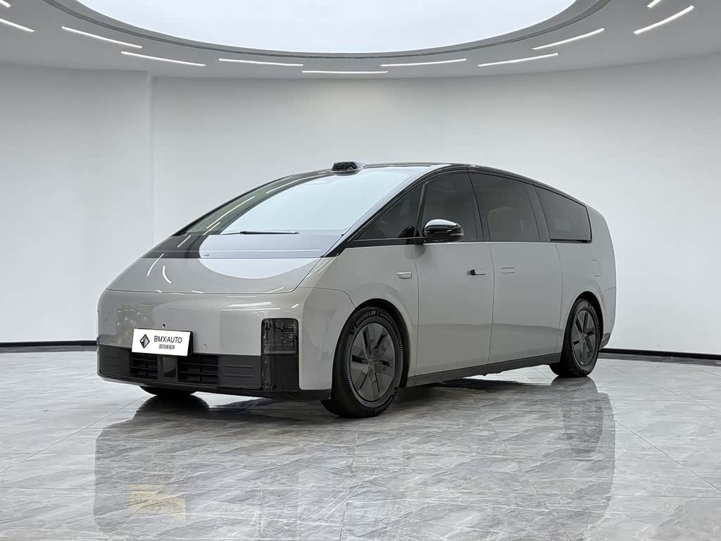 Li Auto MEGA