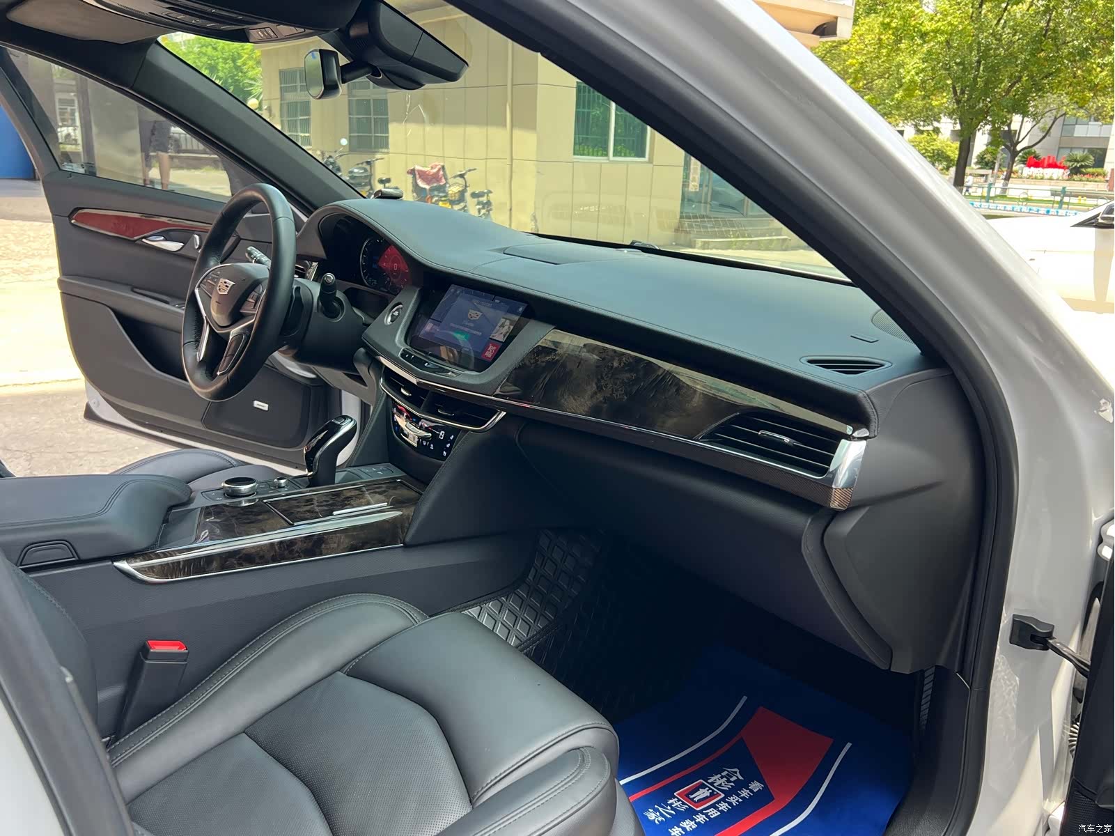 Cadillac CT6, 2023 23