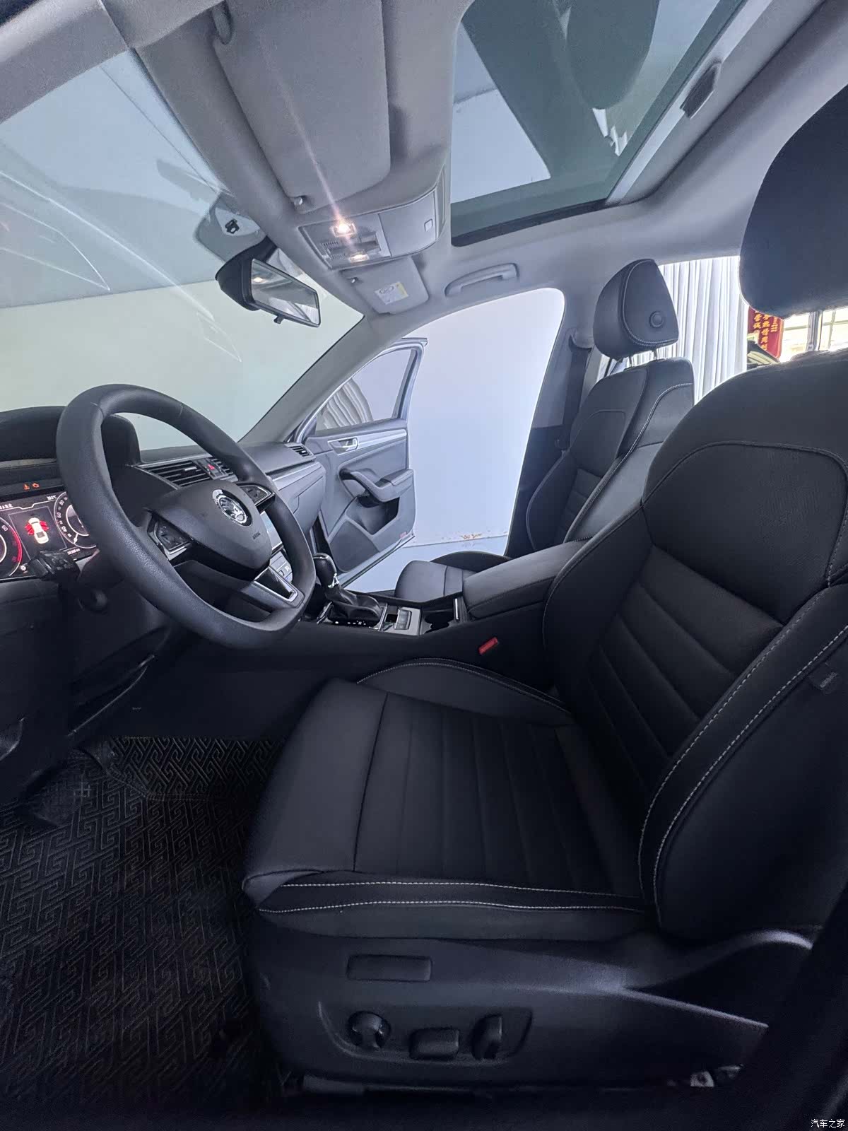 Skoda Superb, 2023 12