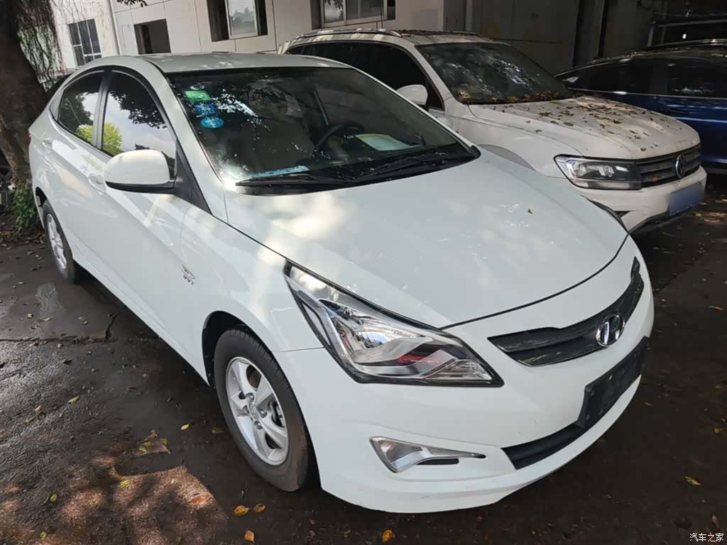 Hyundai GLS, 2016 4