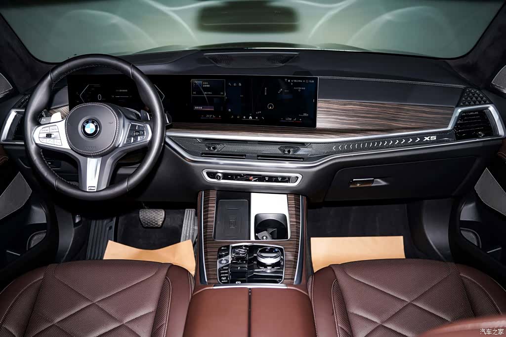 BMW X5, 2024 14