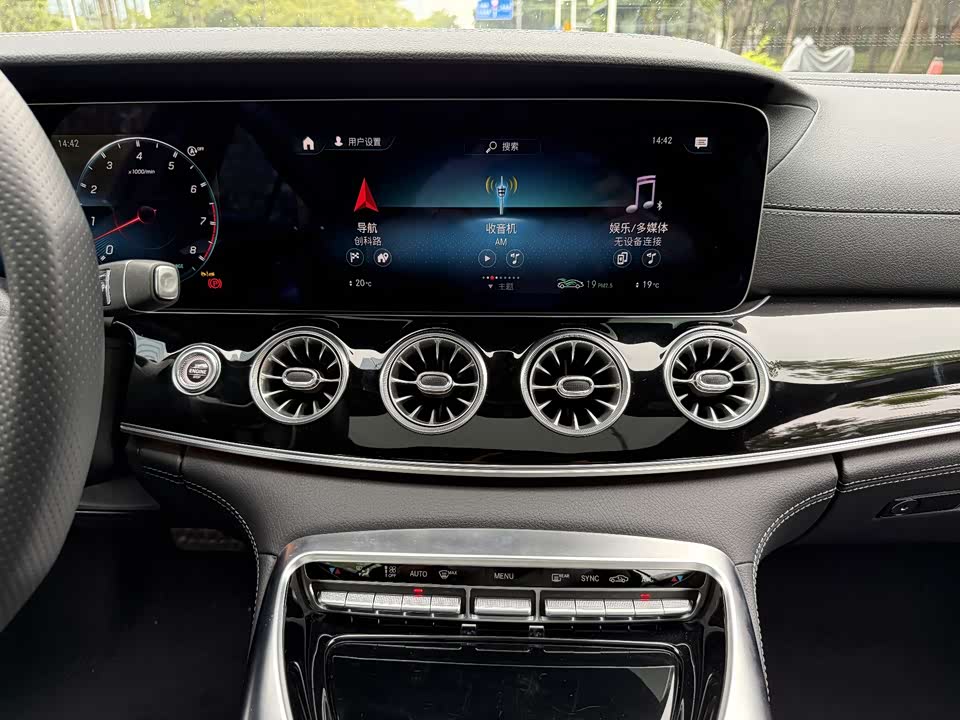 Mercedes-Benz AMG GT