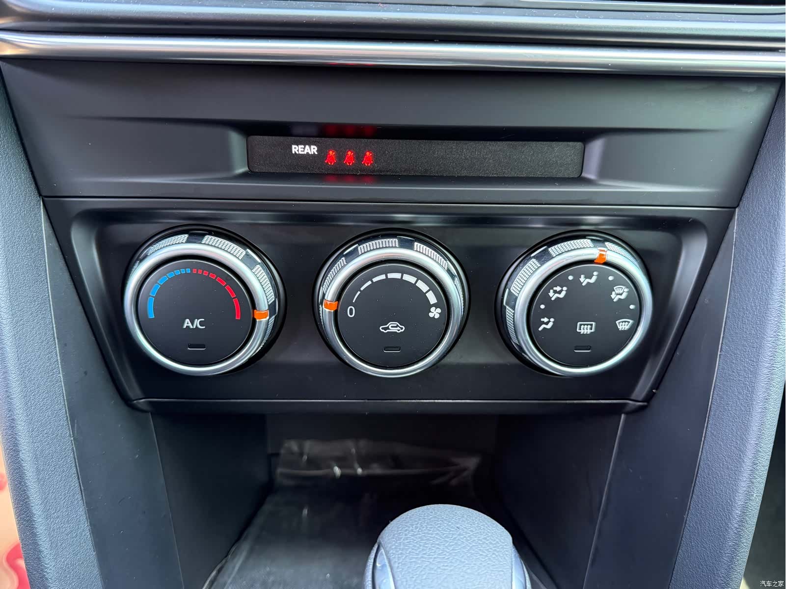 Mazda CX-4, 2023 20