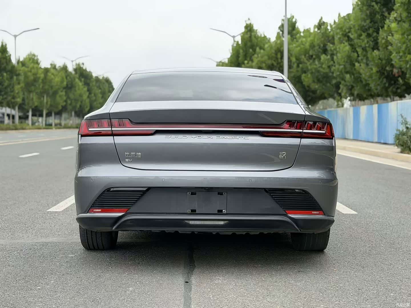 BYD Han, 2022 8