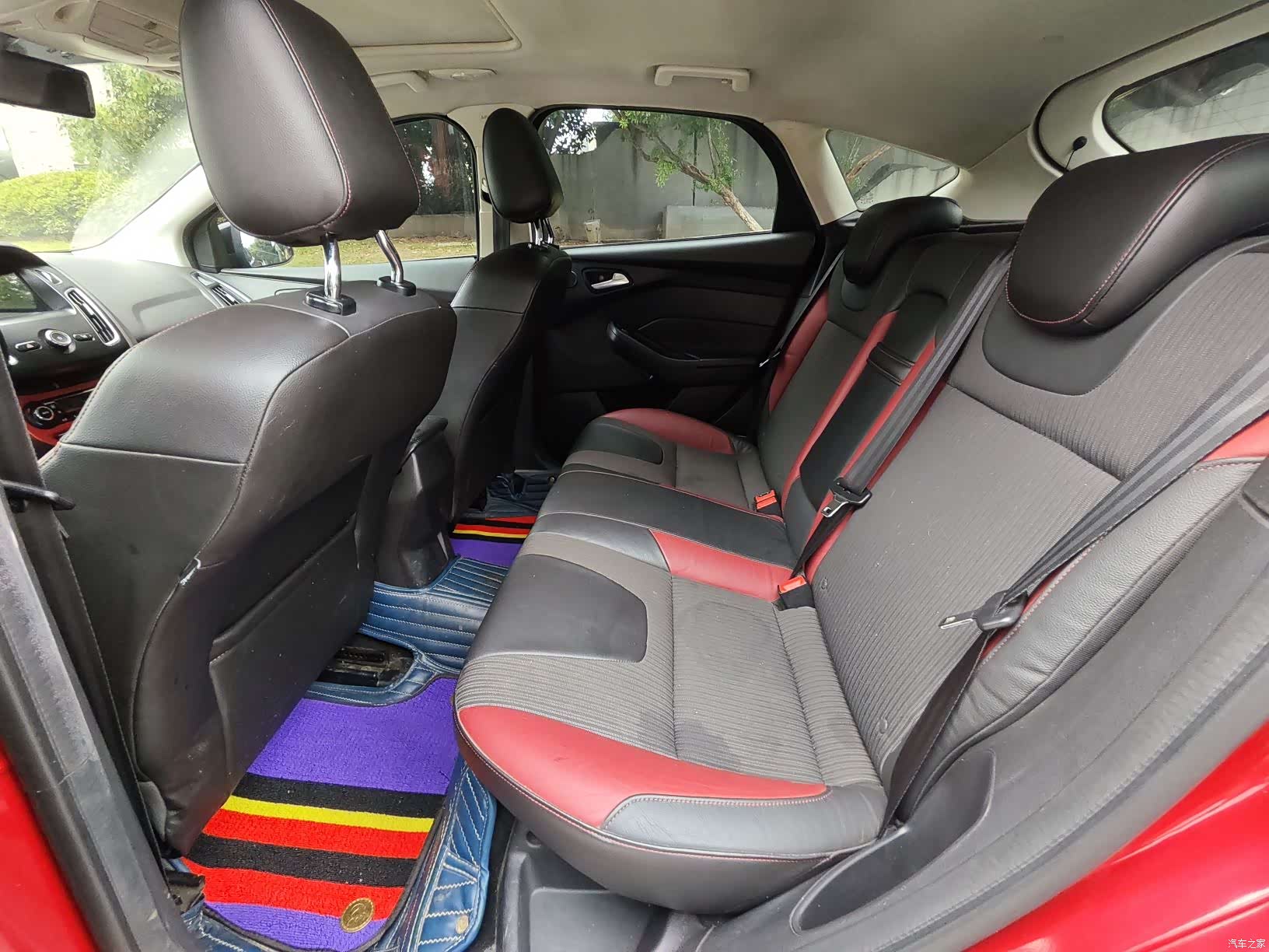 Ford Focus, 2013 12