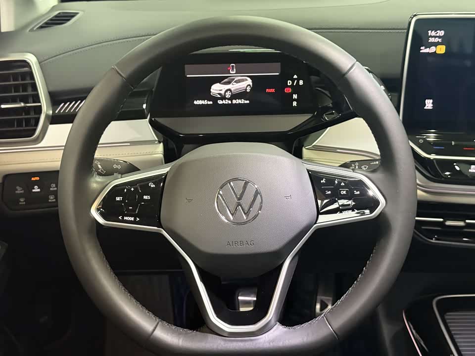 Volkswagen ID.6 CROZZ