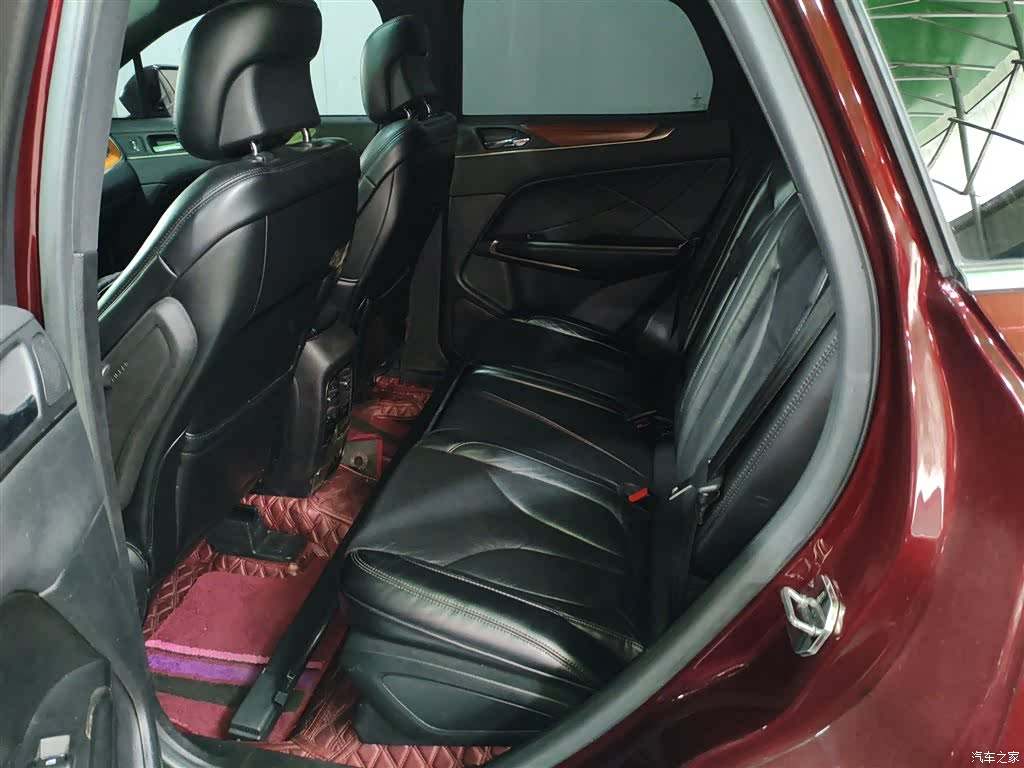 Lincoln MKC, 2018 10