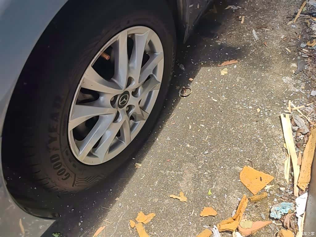 Mazda Mazda3, 2016 23
