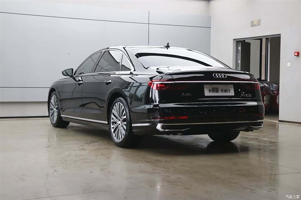 Audi A8L, 2024 32