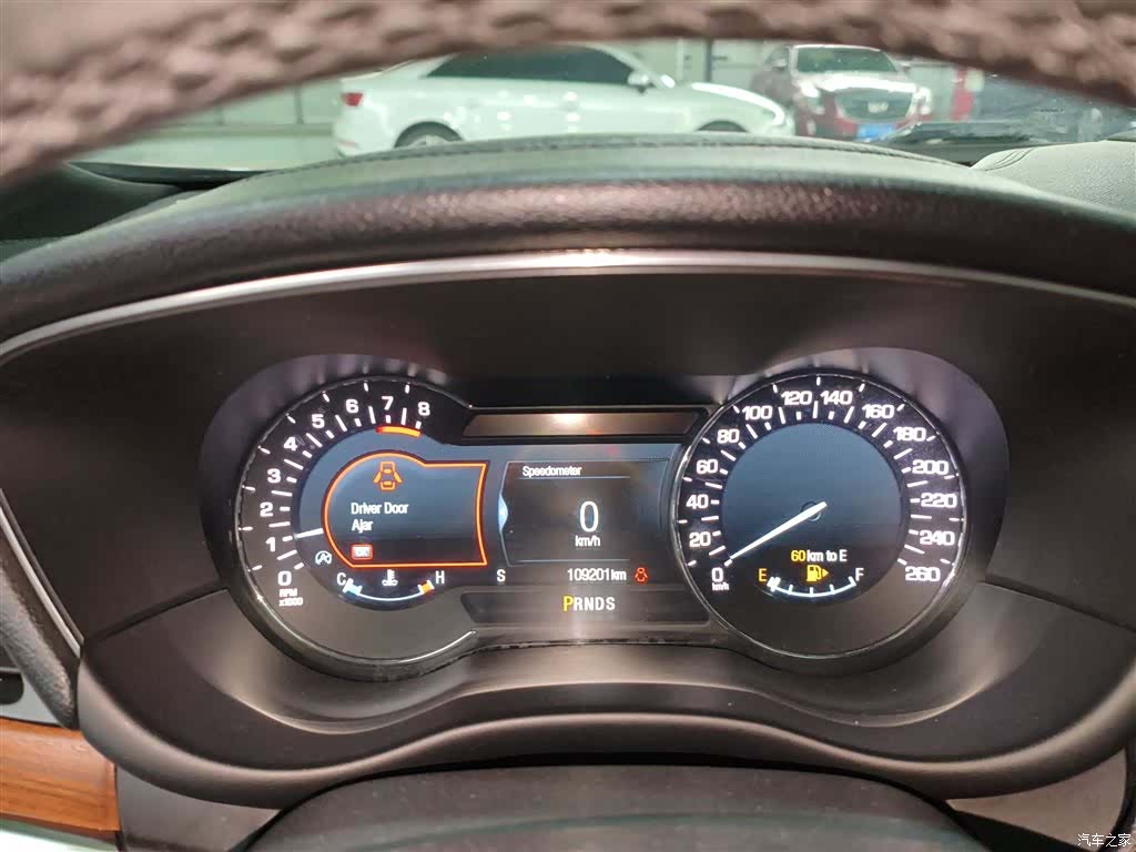 Lincoln MKC, 2018 все фото