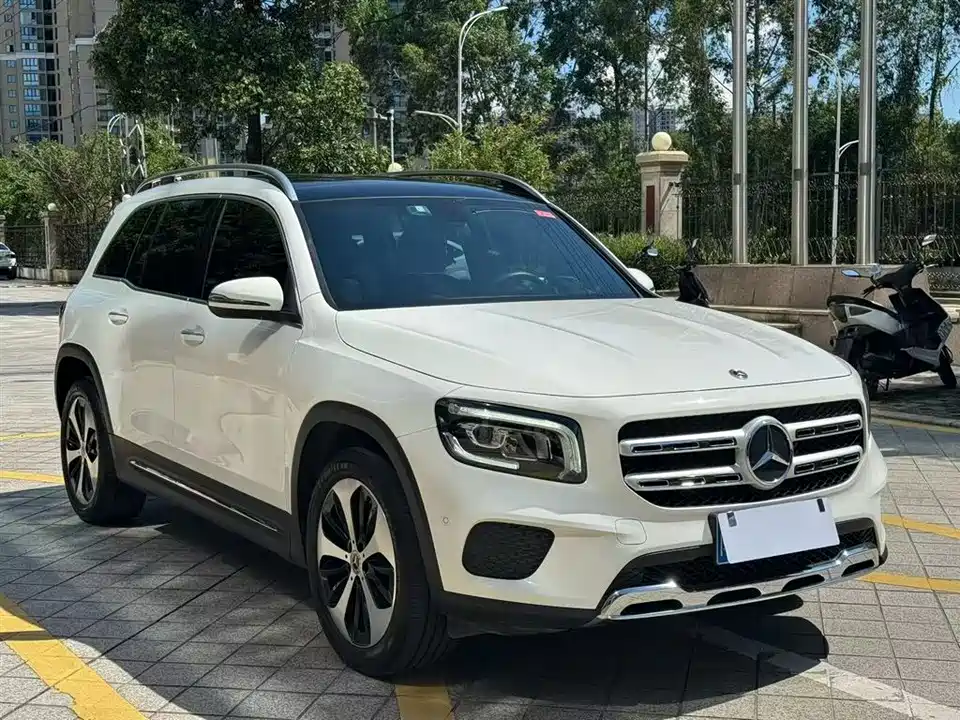 Mercedes-Benz GLB