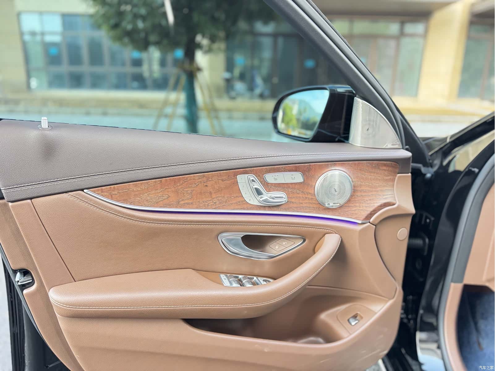 Mercedes-Benz E-Class, 2023 9